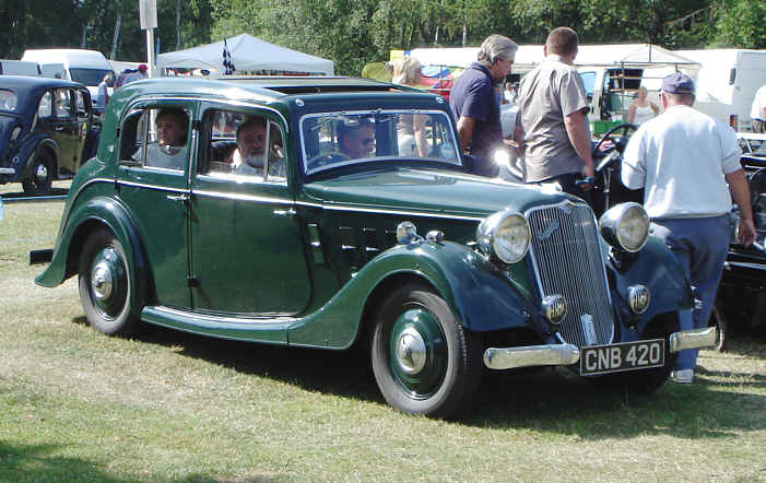 Crossley Regis saloon