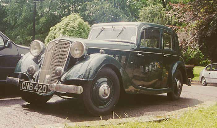 Crossley Regis 12 Saloon