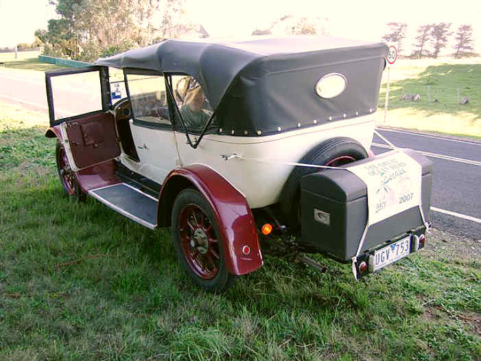 Crossley 15/30 tourer