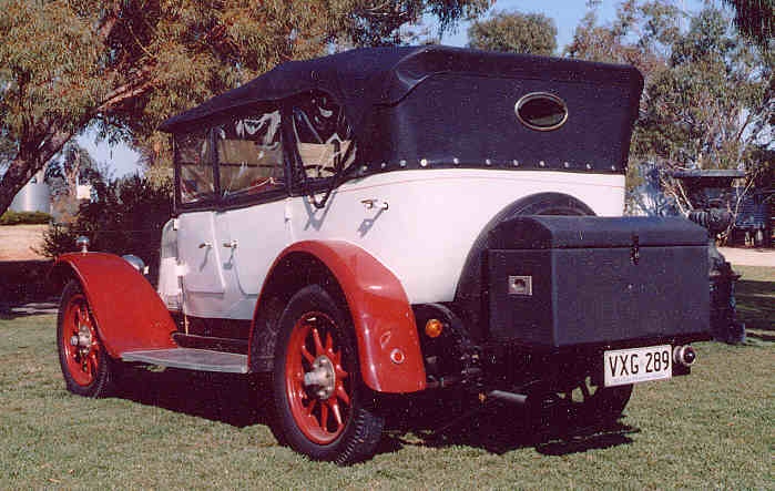 Crossley 15/30 tourer