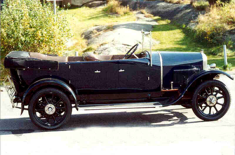 Crossley 14hp tourer