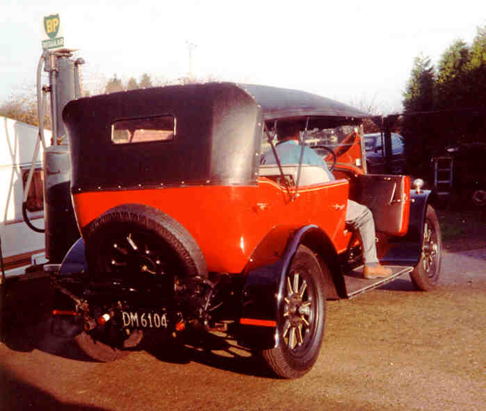 Crossley 15/30 tourer