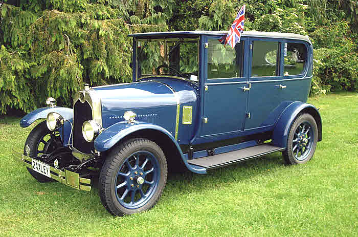 Crossley 15/30 saloon