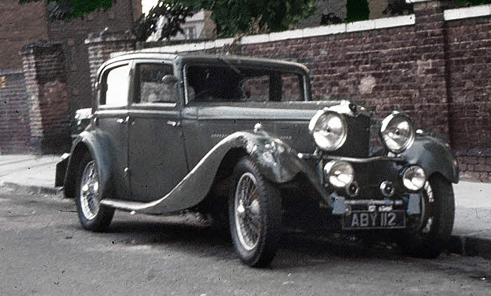 Crosley 2 Litre saloon2