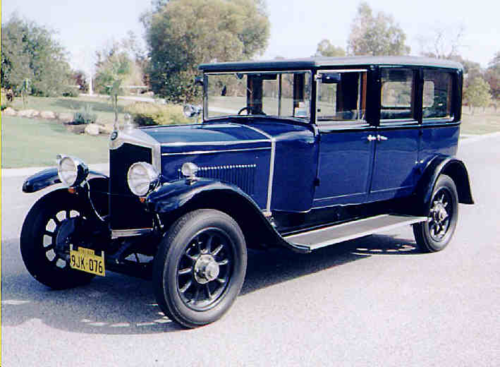 Crossley 20.9 Canberra limousine