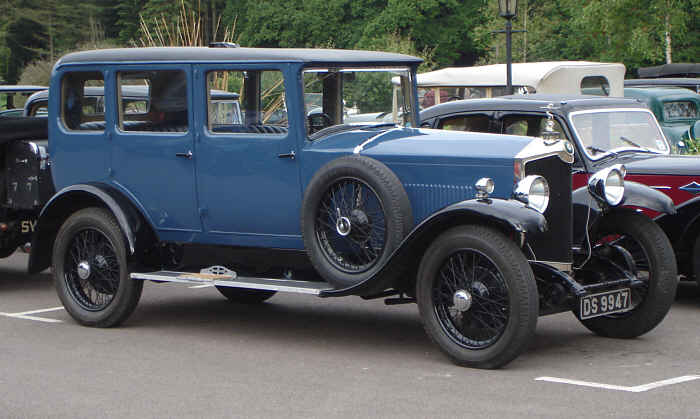 Crossley 20.9 saloon