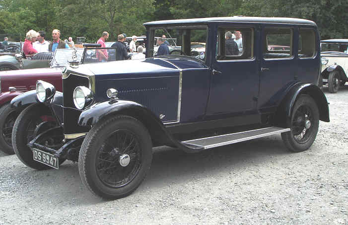 Crossley 20.9 saloon