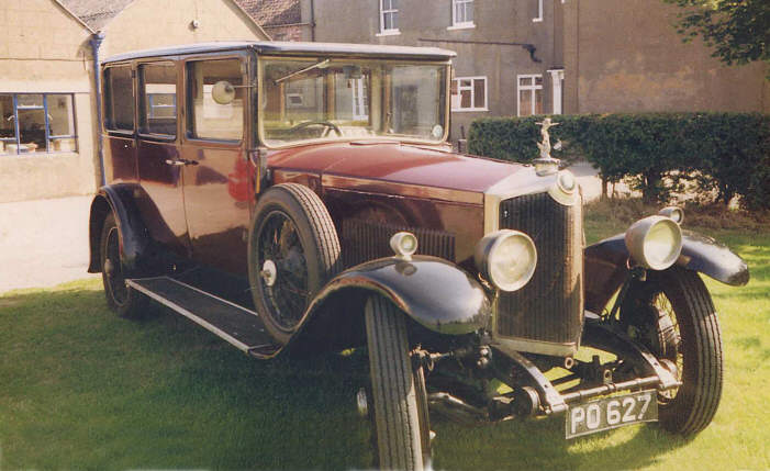 Crossley 20.9 limousine