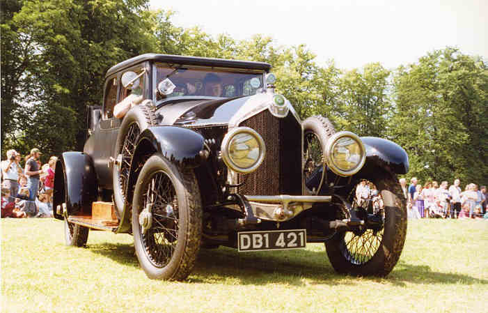 Crossley 25/30 coupé