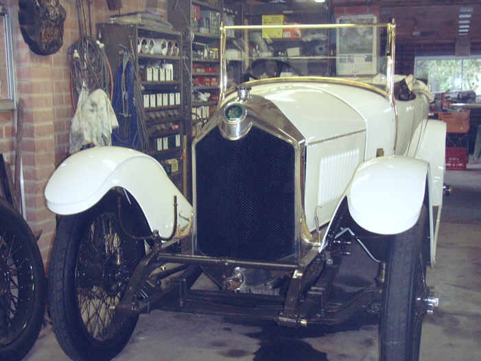 Crossley 25/30 tourer