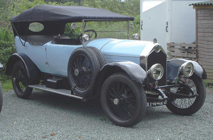 Crossley 25/30 tourer