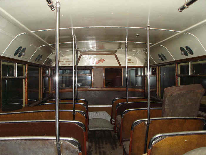 Crossley DD42 bus