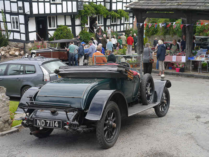 Crossley cars on the 2012 rally