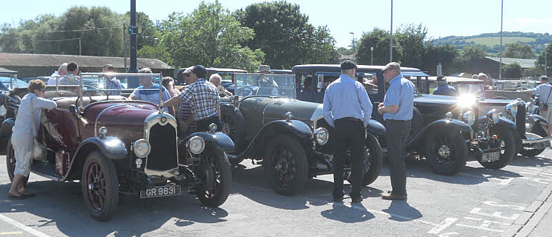 Crossley cars on the 2013 rally