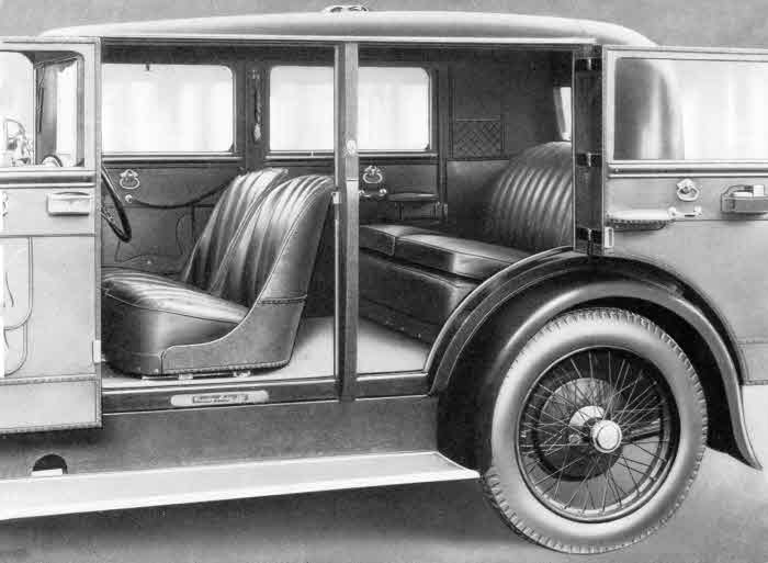 Crossley15.7 sports fabric saloon