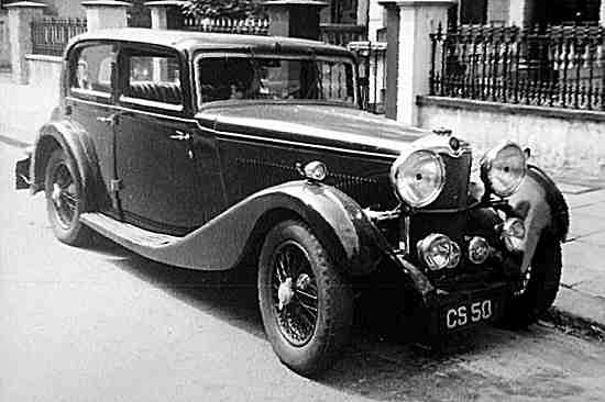 Crossley 3 litre Sports Saloon - front