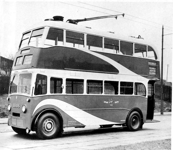 Crossley TDD4 trolley bus